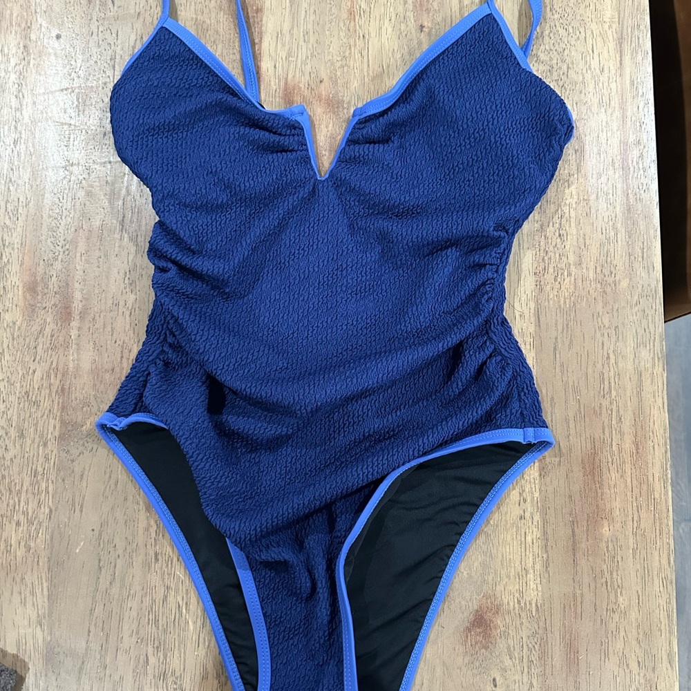 Cupshe Navy Textured Swimsuit